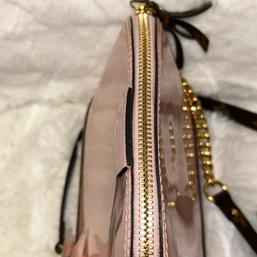 Louis Vuitton Pink Vernis Alma‎ BB - Picture 6 of 16